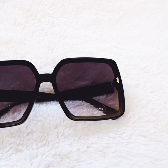Aurora Black Oversized Square Sunglasses - Picture 2 of 10